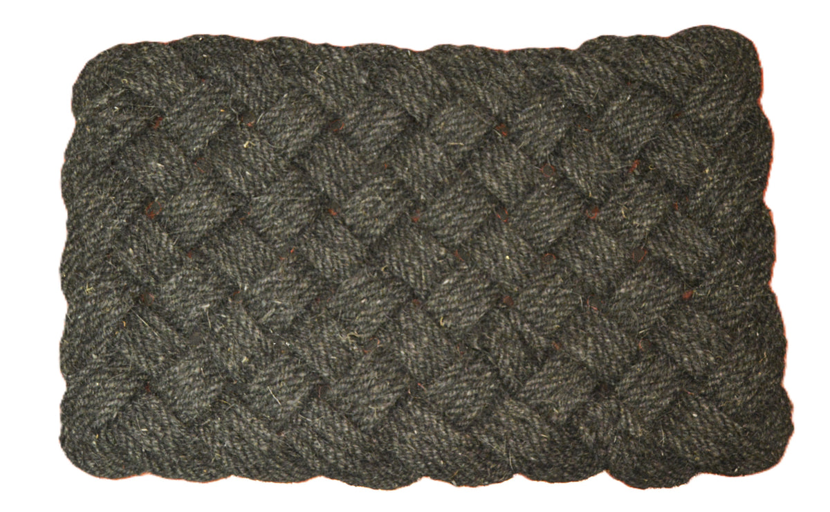Charcoal Lover’s Knot Rectangular Doormat
