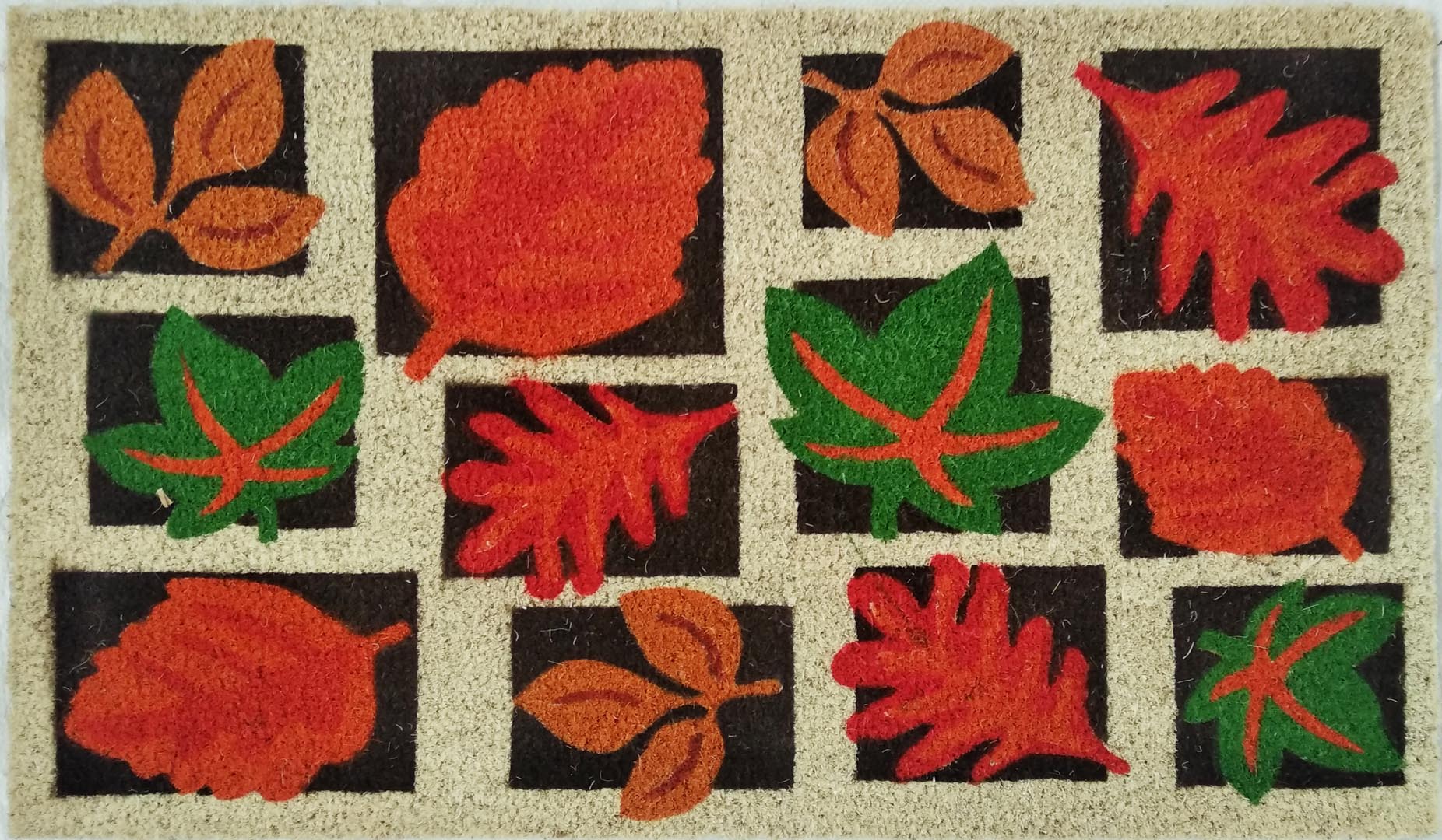 Doormat with autumn leaf pattern on a beige background